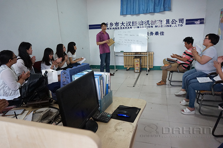 漢螺旋給料機實力雄厚，技術(shù)研發(fā)團隊上百人